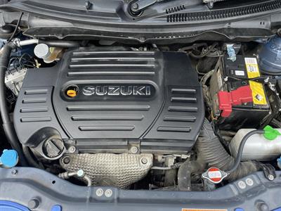 2014 Suzuki Swift - Thumbnail