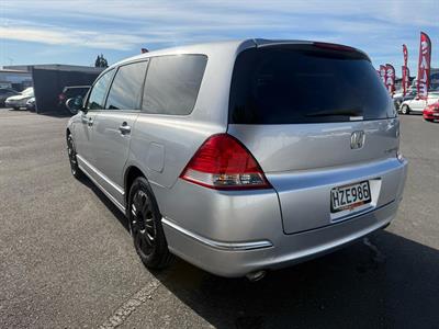 2005 Honda Odyssey - Thumbnail
