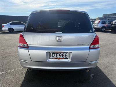 2005 Honda Odyssey - Thumbnail