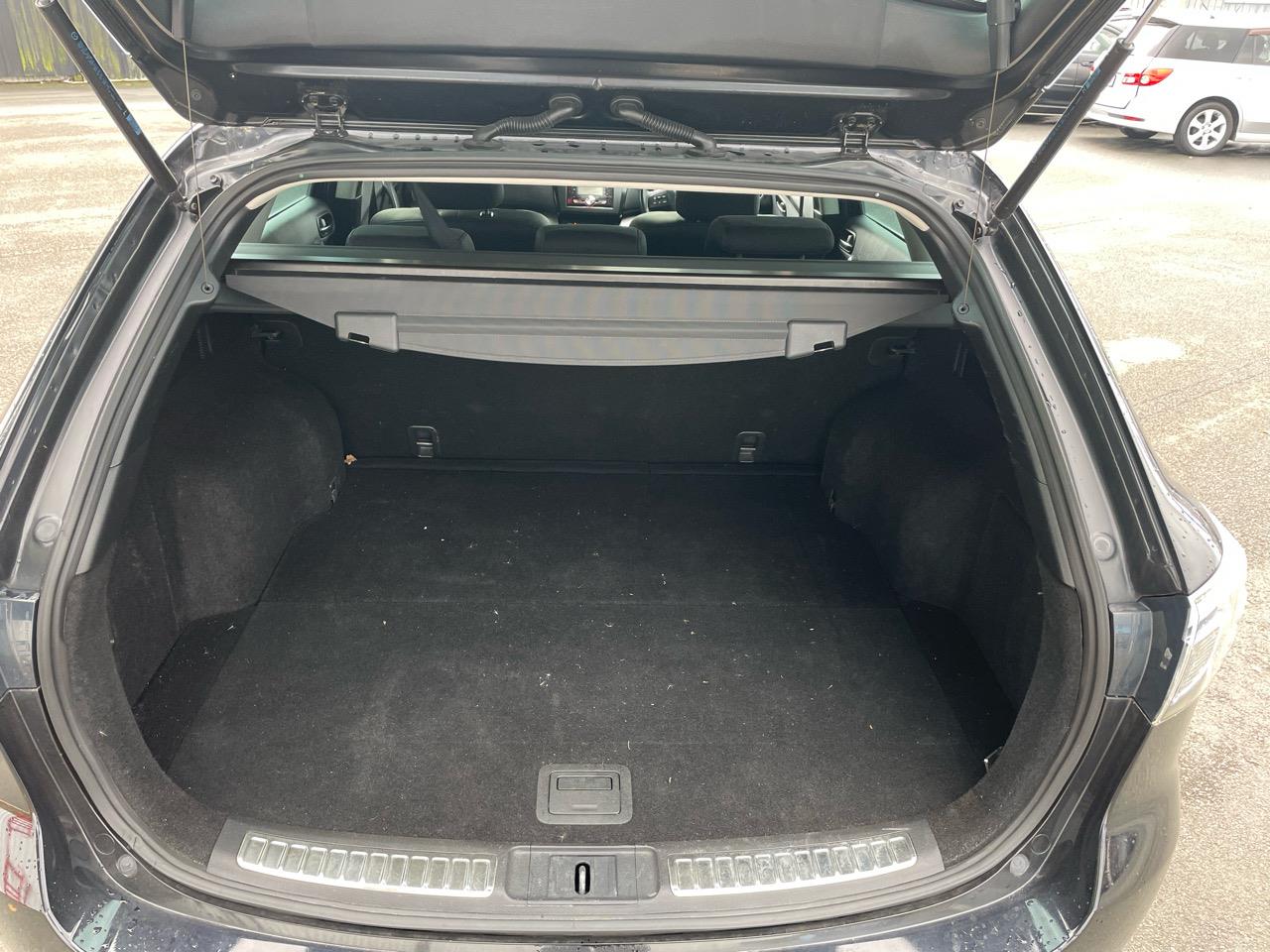 2010 Mazda Atenza