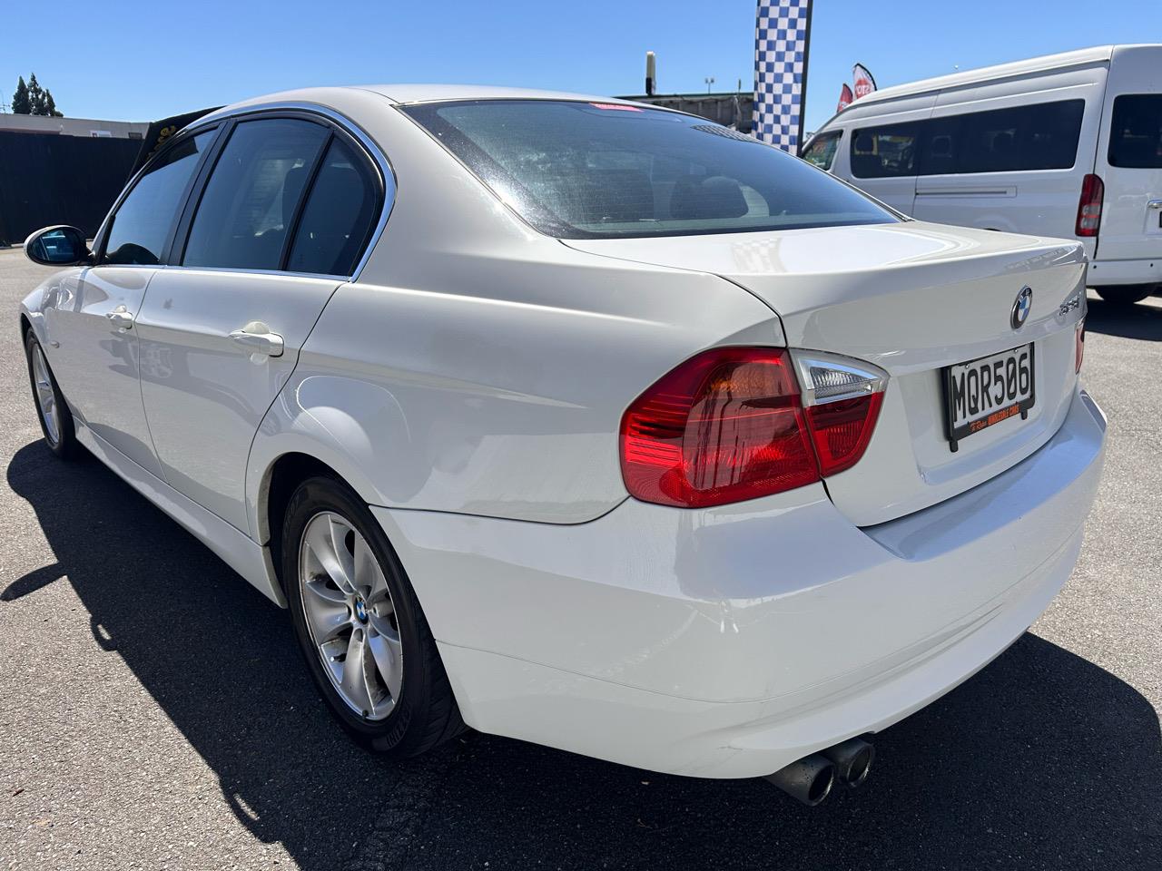 2008 BMW 323i