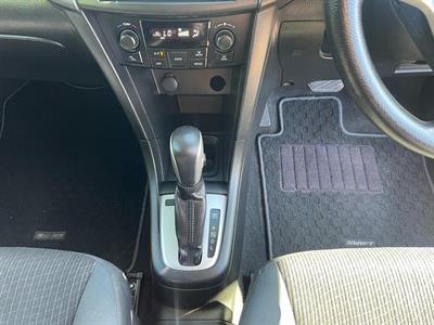 2014 Suzuki Swift - Thumbnail
