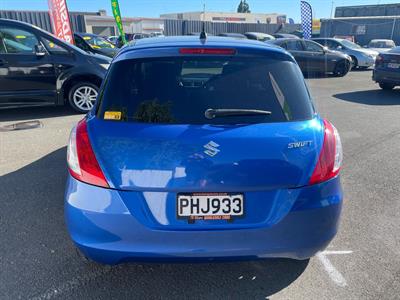 2014 Suzuki Swift - Thumbnail