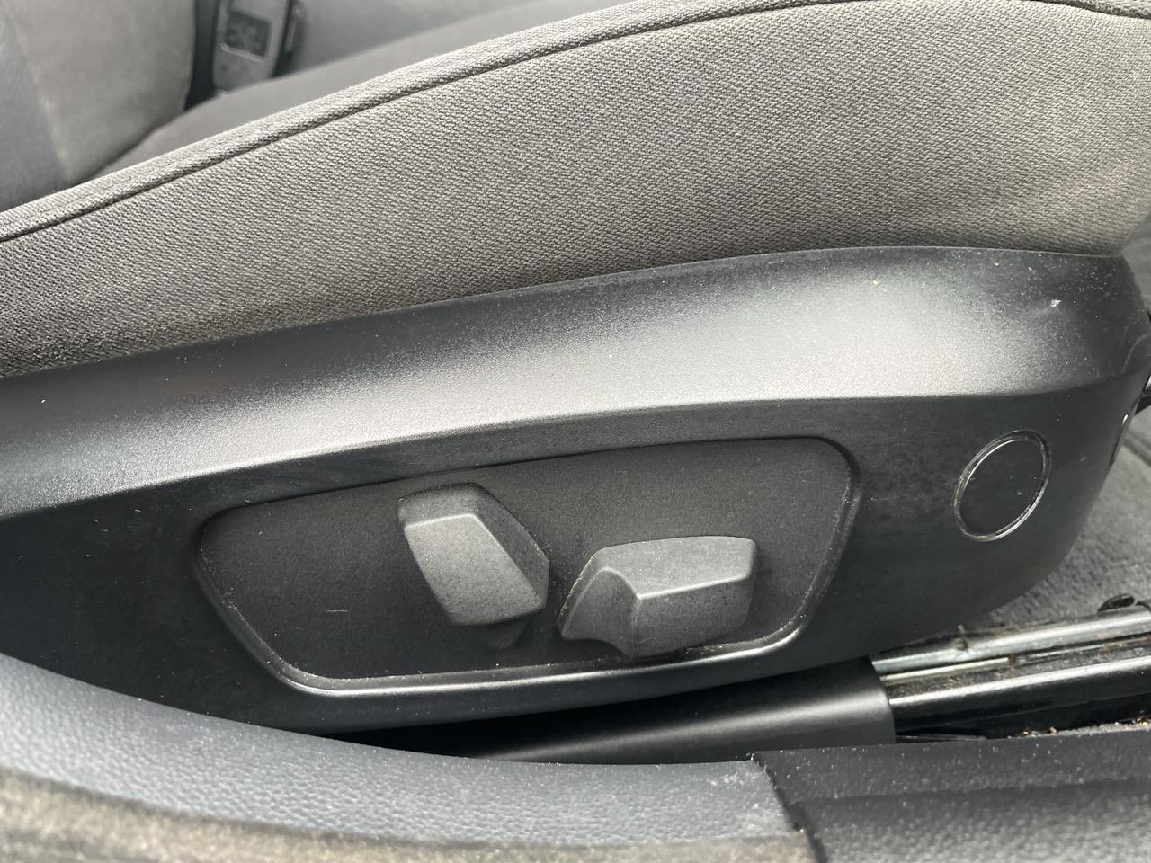 2010 BMW 320i