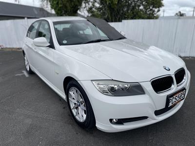 2010 BMW 320i - Thumbnail