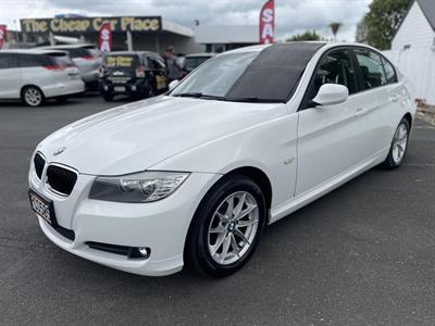 2010 BMW 320i - Thumbnail