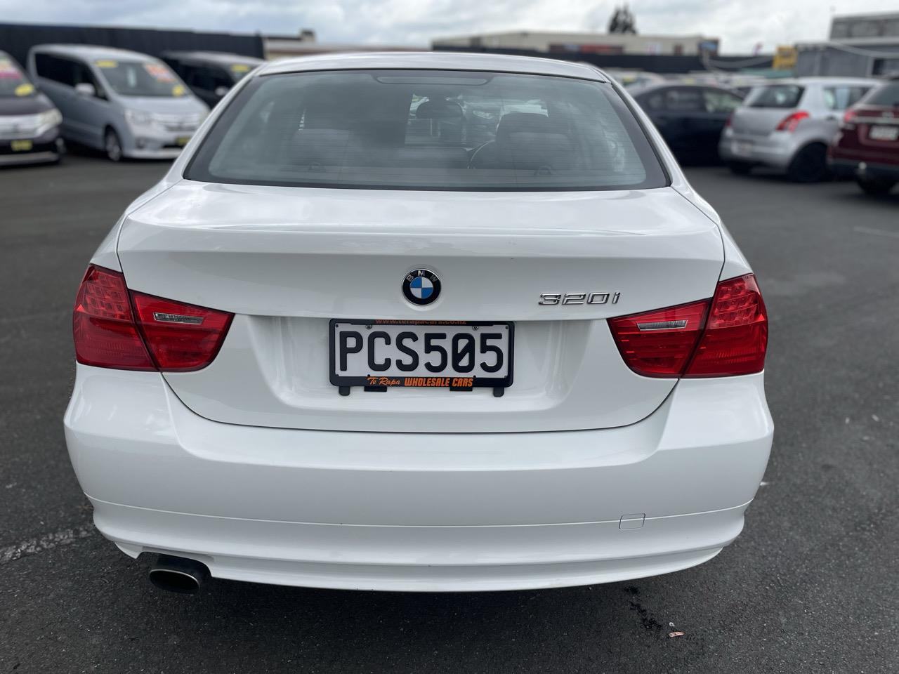 2010 BMW 320i
