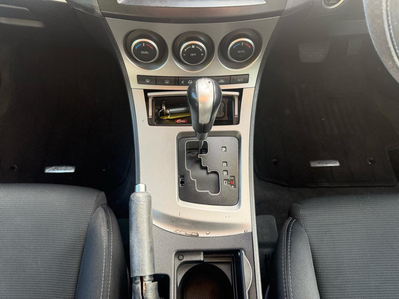 2009 Mazda Axela