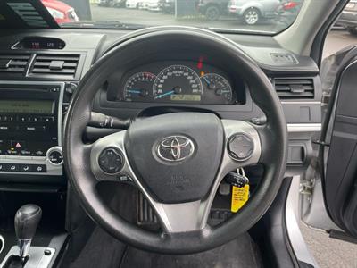 2013 Toyota Camry - Thumbnail