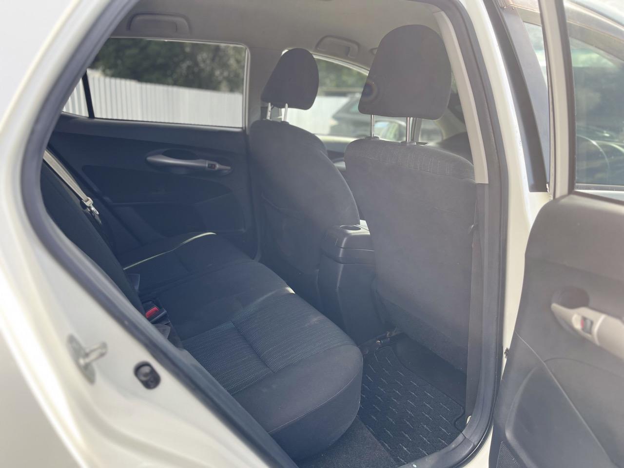 2006 Toyota AURIS