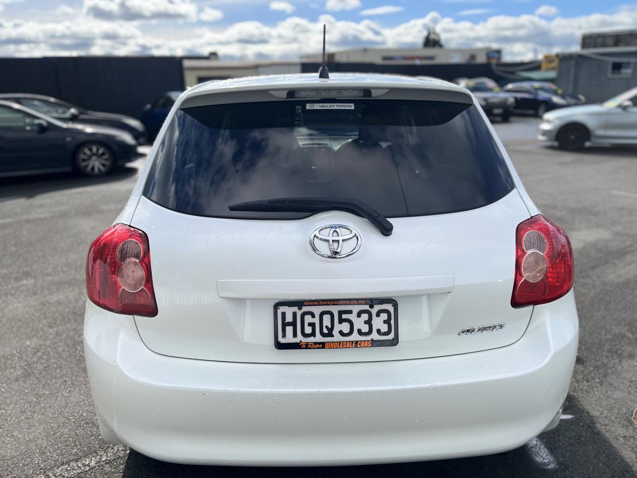 2006 Toyota AURIS