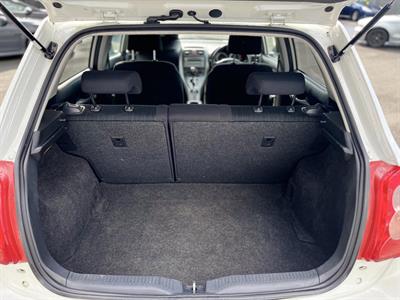 2006 Toyota AURIS - Thumbnail