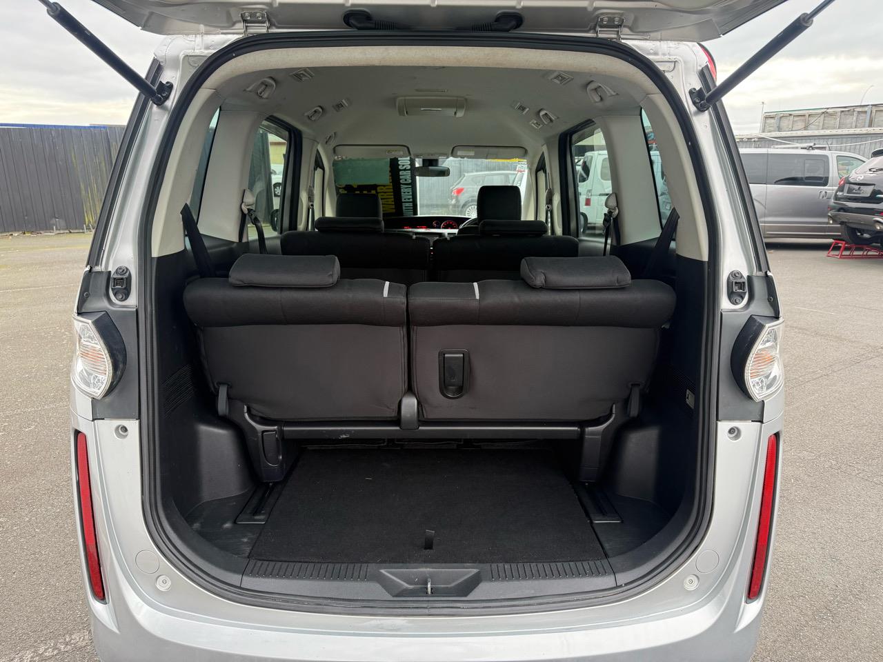 2009 Mazda BIANTE