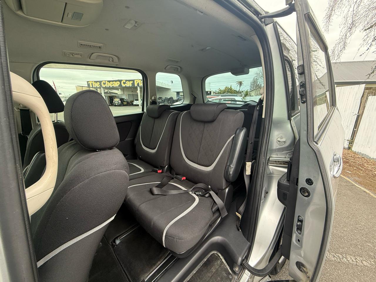 2009 Mazda BIANTE