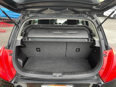 2011 Suzuki Swift - Thumbnail