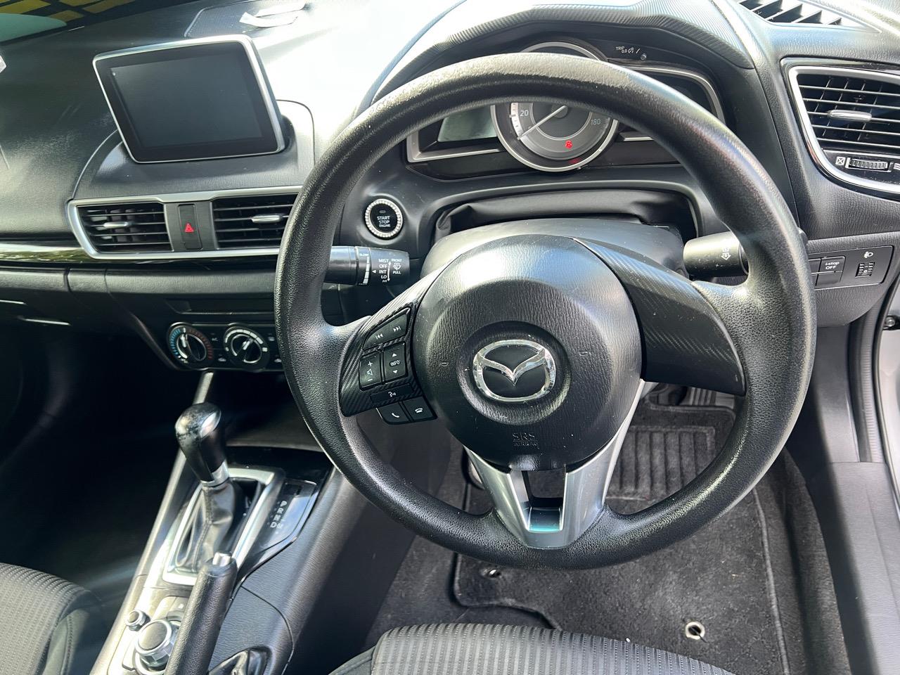 2013 Mazda Axela
