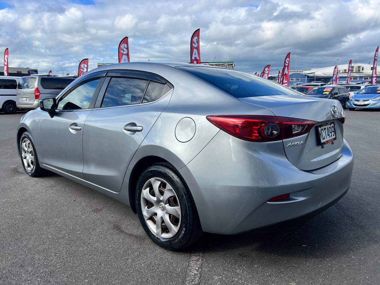2013 Mazda Axela