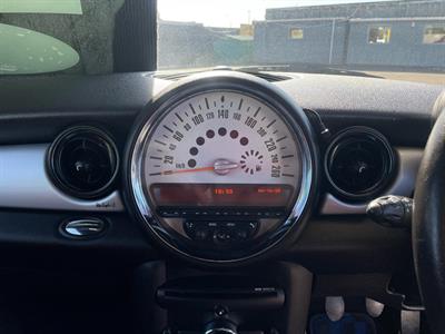 2011 BMW MINI - Thumbnail