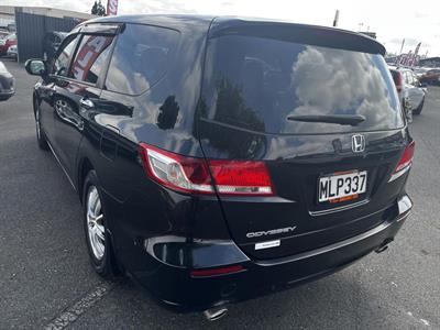 2010 Honda Odyssey - Thumbnail