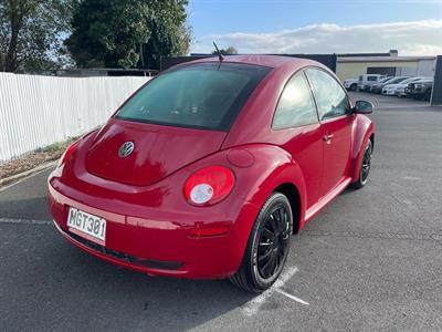 2009 Volkswagen Beetle - Thumbnail