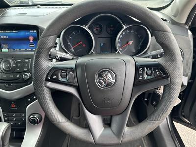 2016 Holden Cruze - Thumbnail