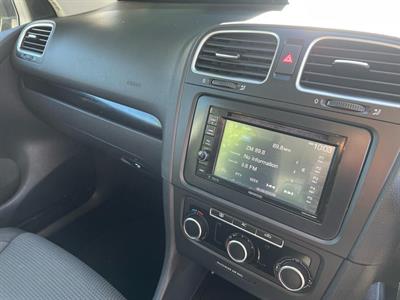 2012 Volkswagen Golf - Thumbnail