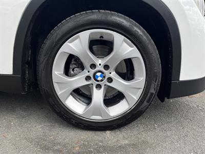 2011 BMW X1 - Thumbnail