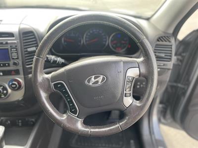 2012 Hyundai Santa Fe - Thumbnail
