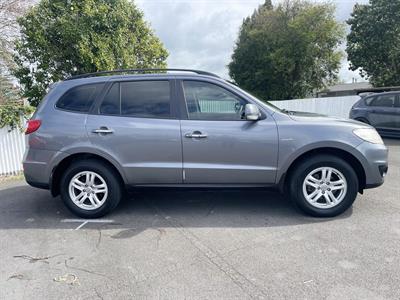 2012 Hyundai Santa Fe - Thumbnail