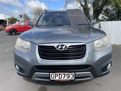 2012 Hyundai Santa Fe - Thumbnail