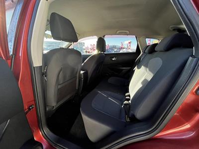 2009 Nissan Dualis - Thumbnail