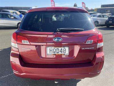 2014 Subaru Outback - Thumbnail