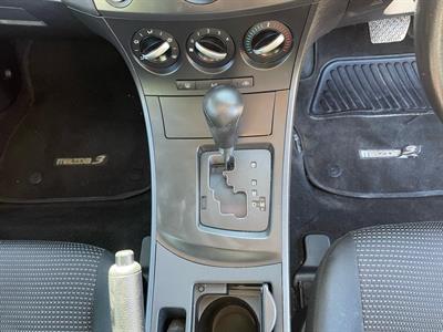 2012 Mazda Mazda3 - Thumbnail