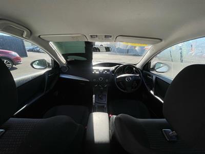 2012 Mazda Mazda3 - Thumbnail