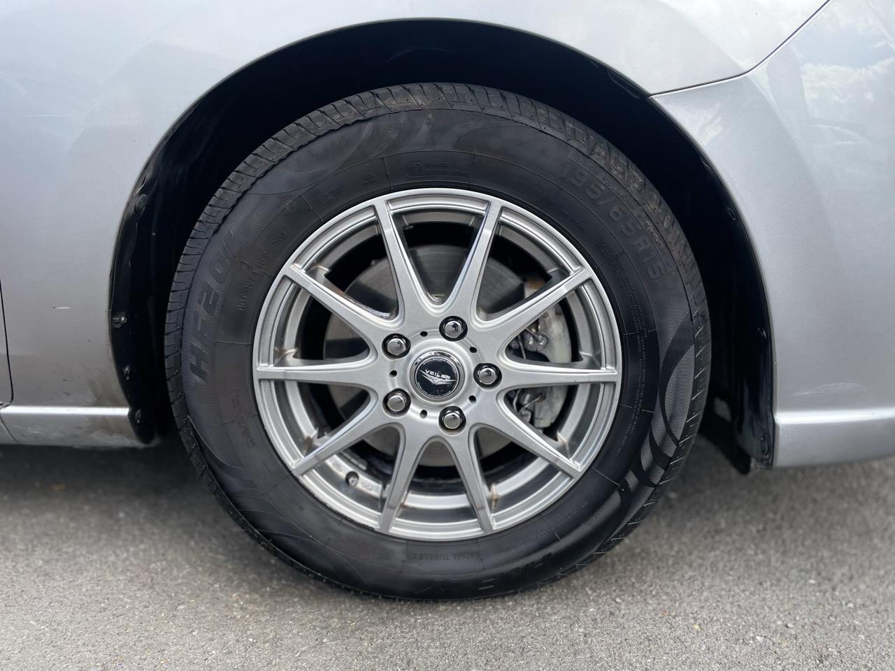 2012 Mazda Premacy