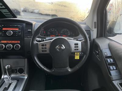 2010 Nissan NAVARA - Thumbnail