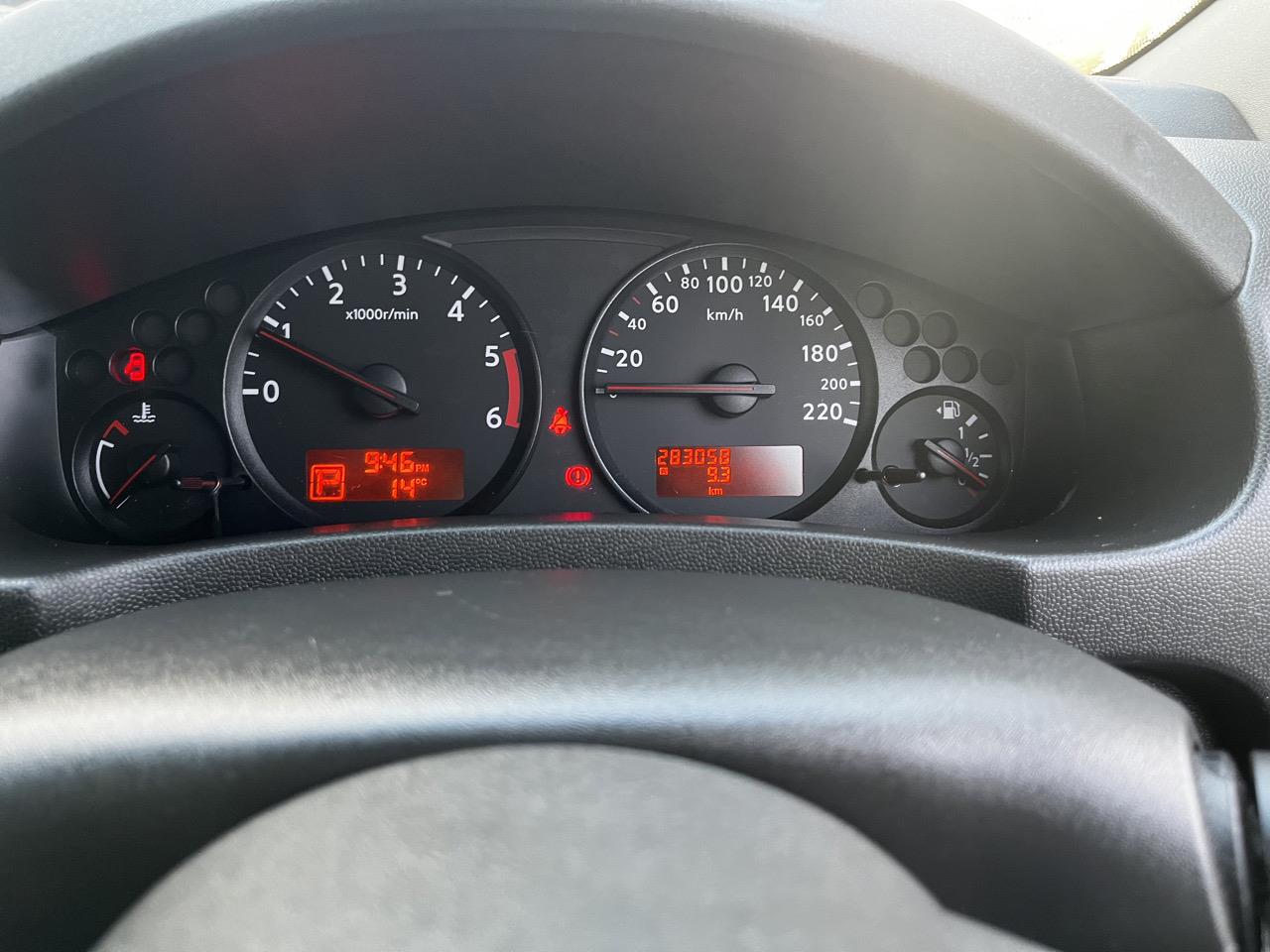 2010 Nissan NAVARA
