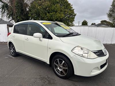 2012 Nissan Tiida - Thumbnail