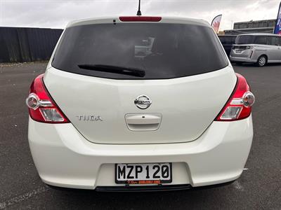 2012 Nissan Tiida - Thumbnail