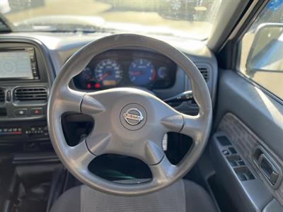 2013 Nissan NAVARA - Thumbnail