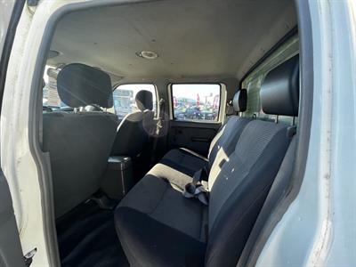 2013 Nissan NAVARA - Thumbnail