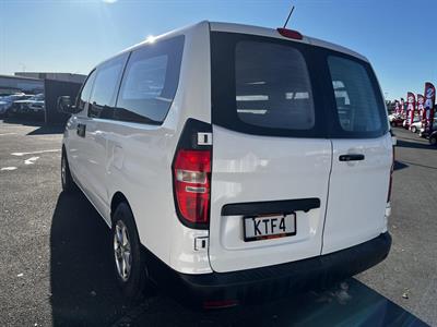 2017 Hyundai Iload - Thumbnail