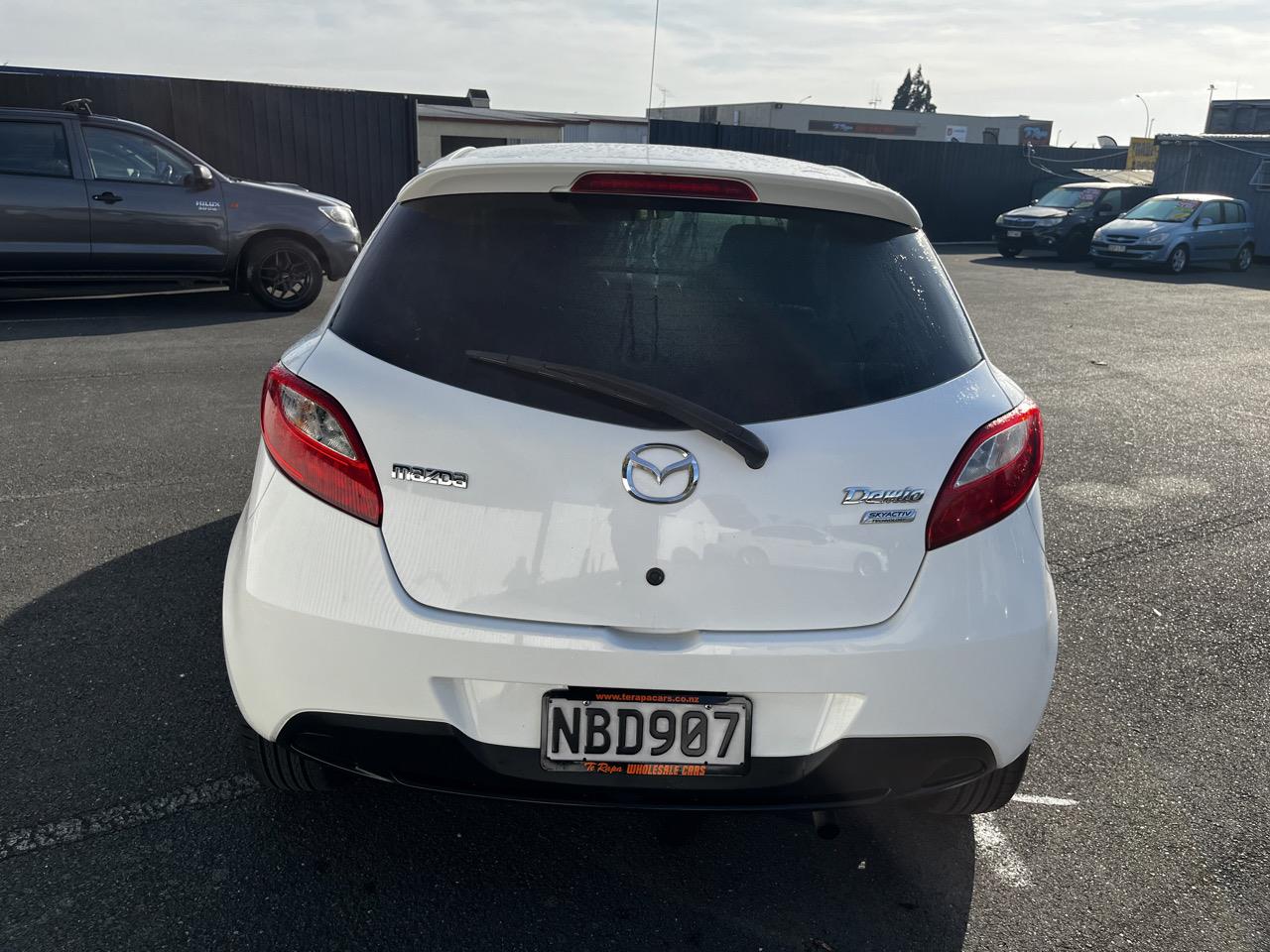2013 Mazda Demio