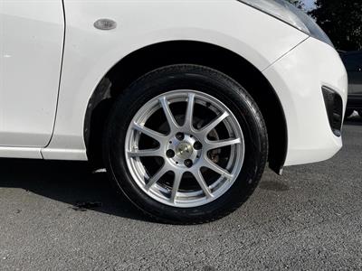 2013 Mazda Demio - Thumbnail