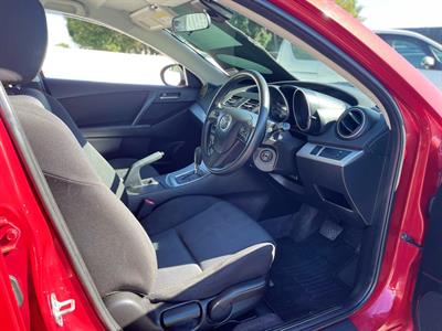2009 Mazda AXELA - Thumbnail