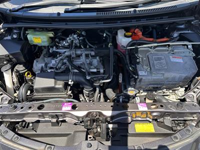 2012 Toyota AQUA - Thumbnail