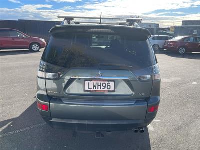 2009 Mitsubishi Outlander - Thumbnail