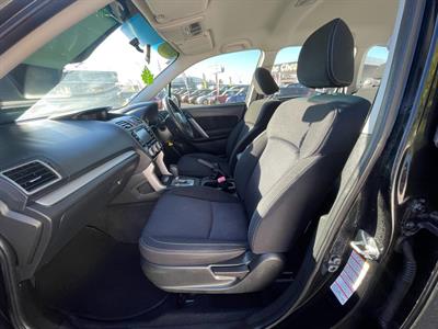 2015 Subaru Forester - Thumbnail