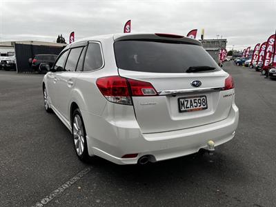 2010 Subaru Legacy - Thumbnail