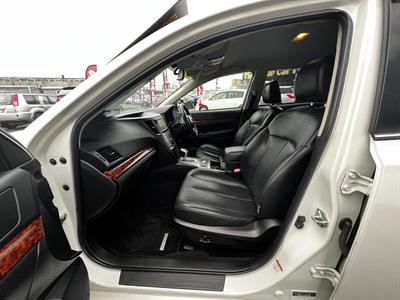 2010 Subaru Legacy - Thumbnail